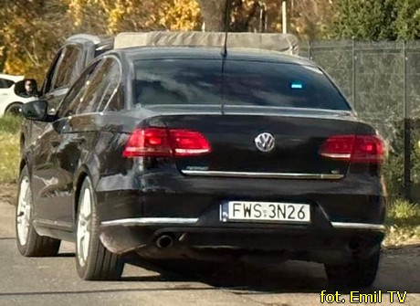 Gorzw Wielkopolski - nieoznakowany radiowz VW Passat FWS 3N26 FZ 74518