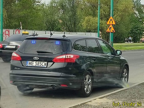 Katowice - nioznakowany radiowóz WITD Ford Focus WE 585CW