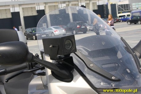 kamera videorejestratora na nieoznakowanym motocyklu BMW - Opole