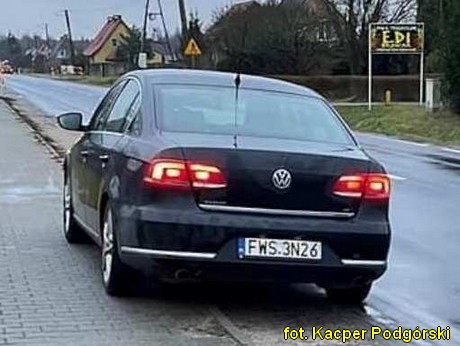Wschowa nieoznakowany radiowóz VW Passat FWS 3N26 FZ 74518
